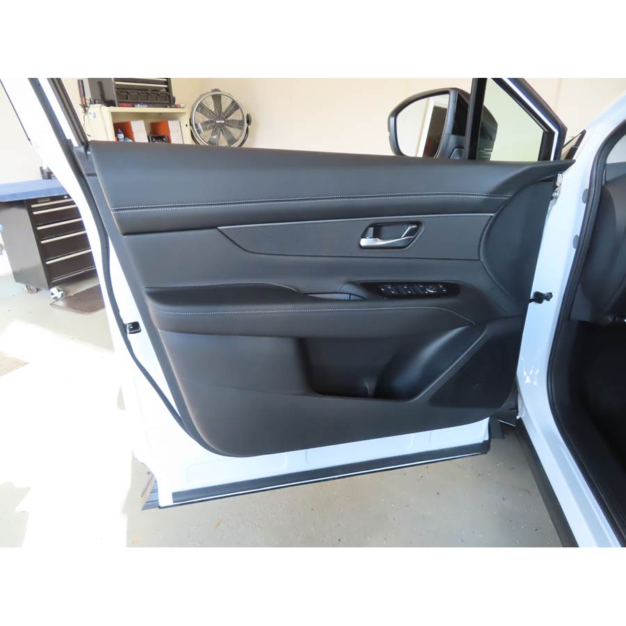 2025 Nissan Murano Front door speaker location