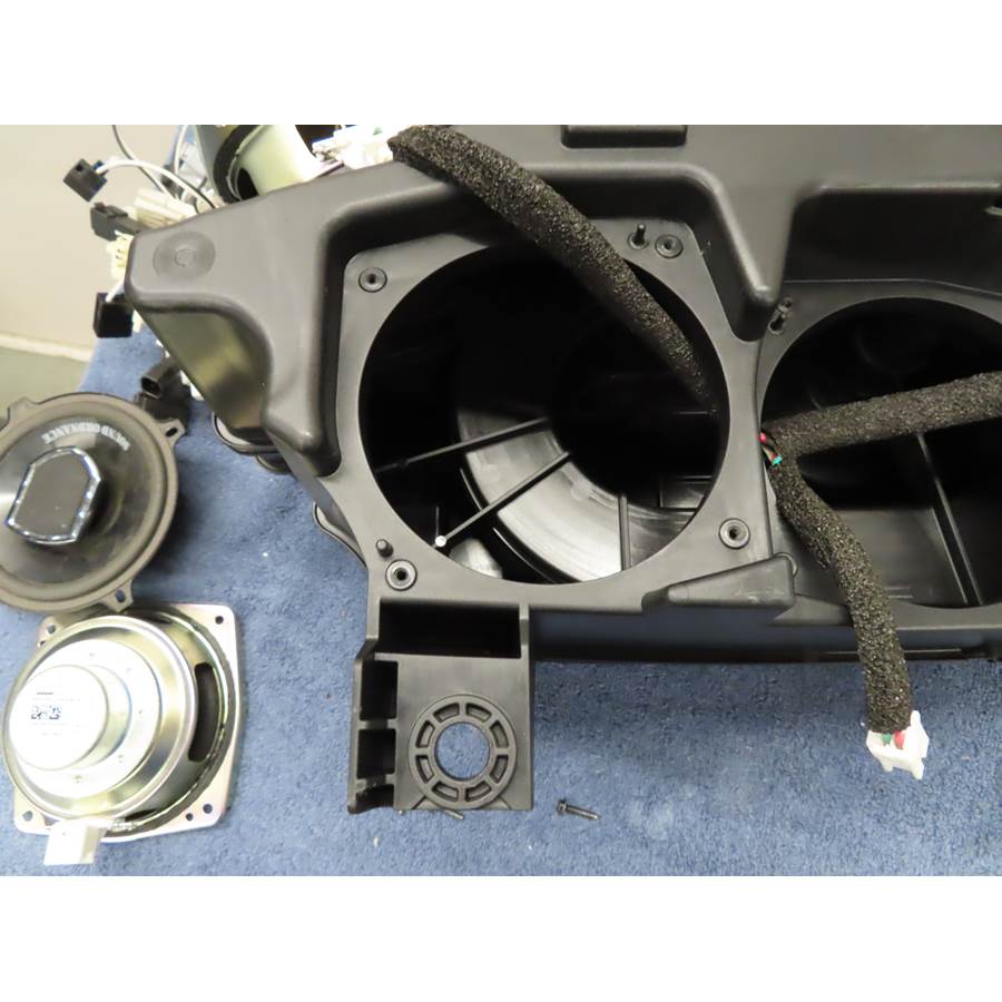 2024 Nissan Pathfinder Second factory sub removed