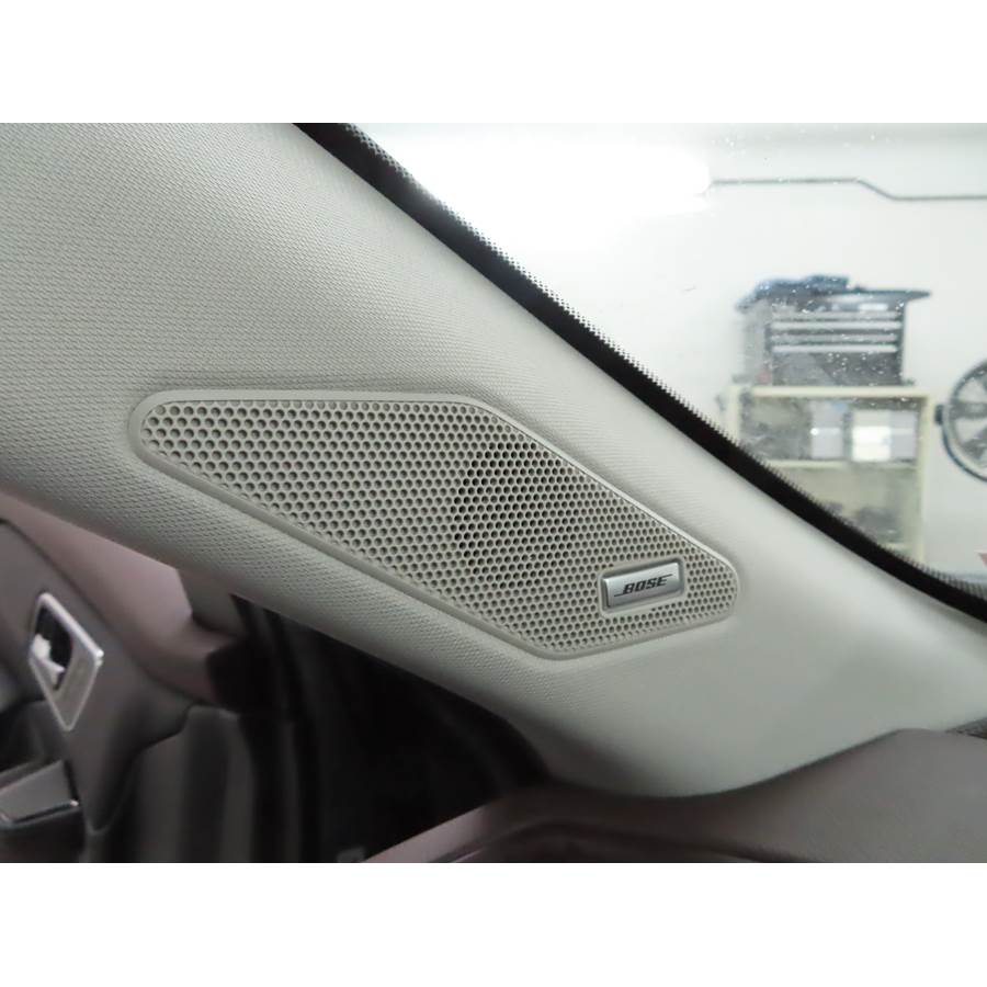 2021 Nissan Rogue Tweeter location