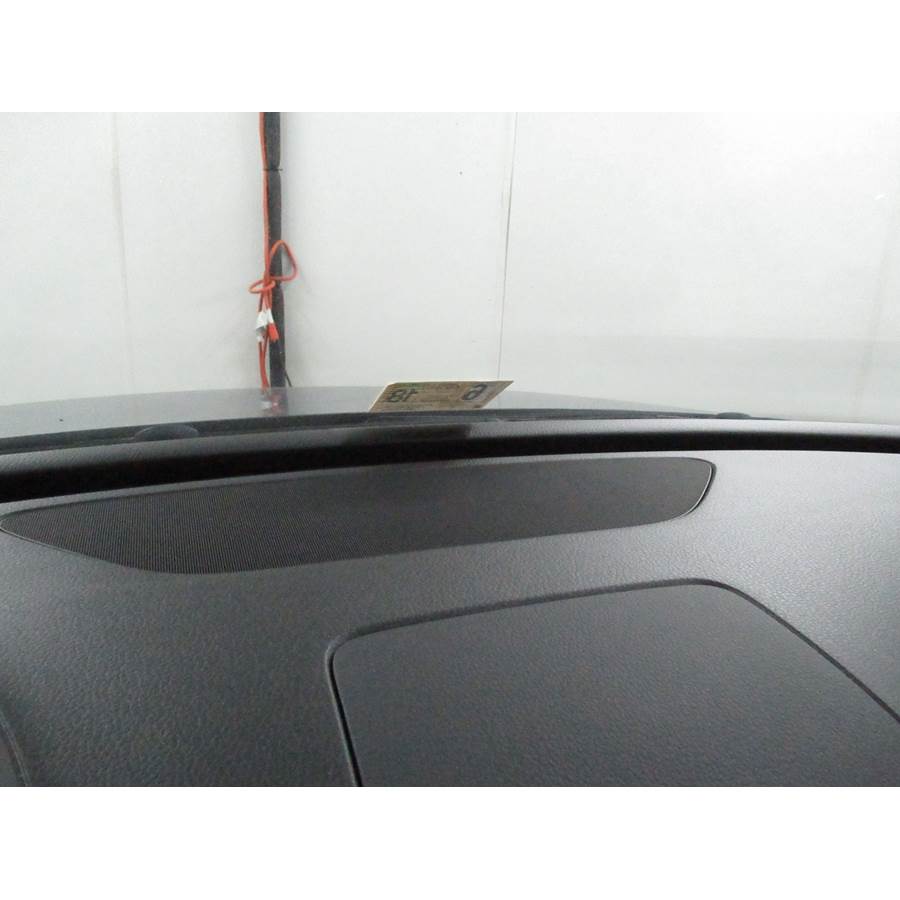 2017 Volkswagen Touareg Center dash speaker location