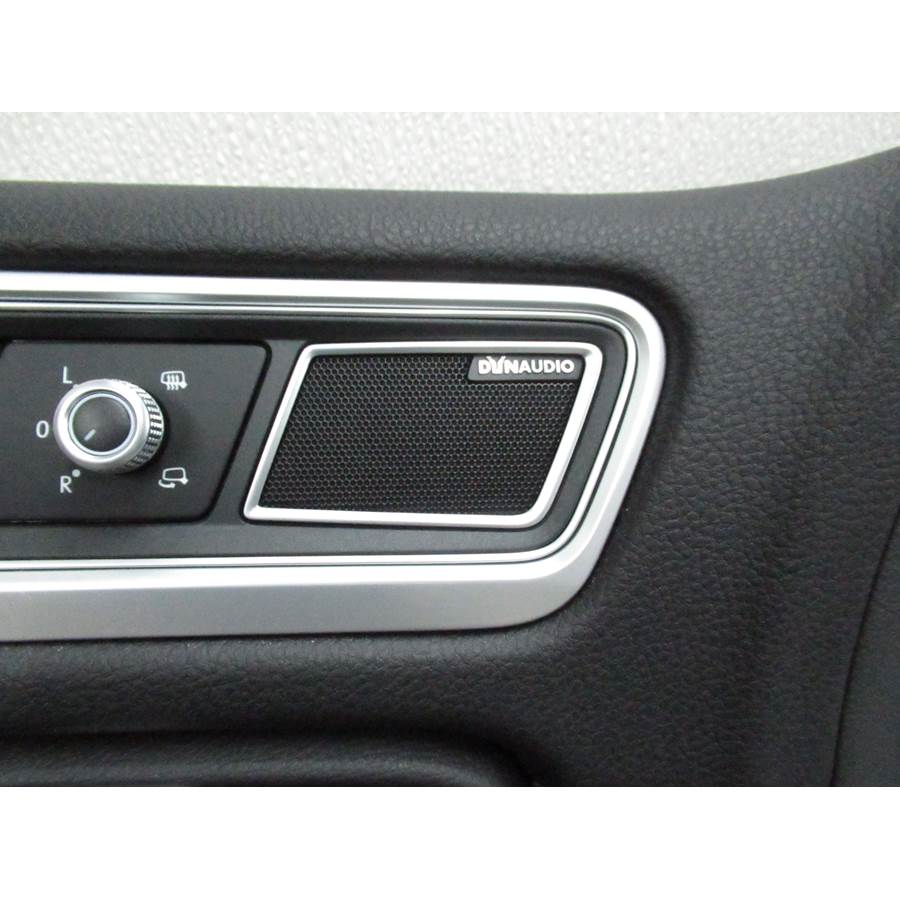 2017 Volkswagen Touareg Front door tweeter location