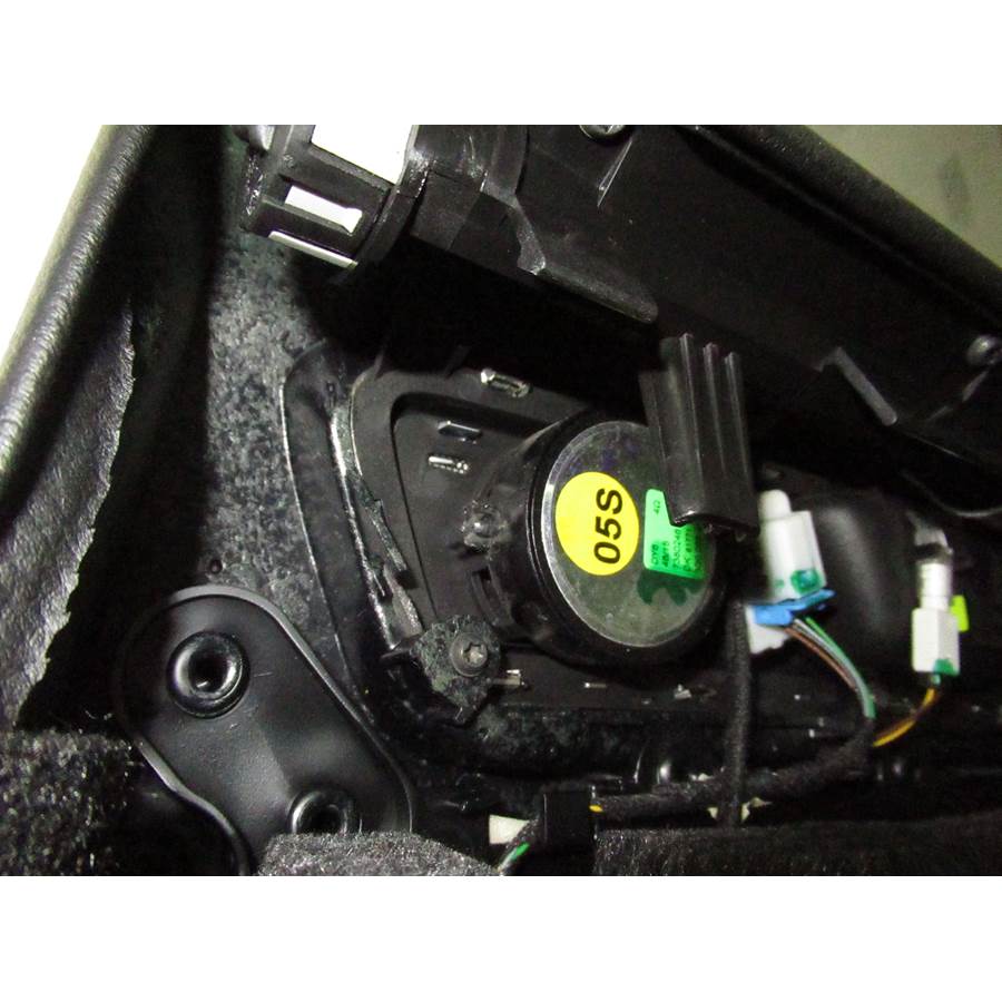 2015 Volkswagen Touareg Rear door tweeter