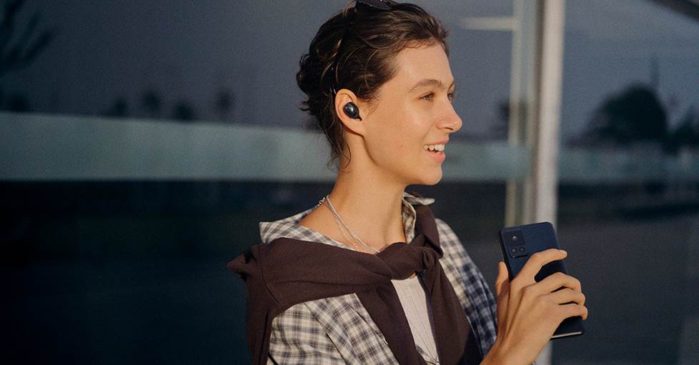Sennheiser Momeuntum 5 true wireless earbuds