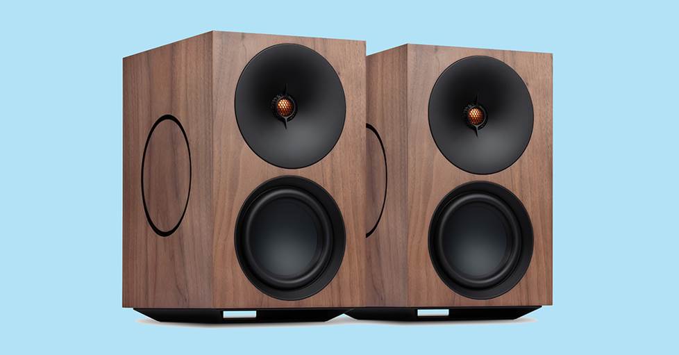 Cambridge Audio L/R X powered stereo speakers with phono input