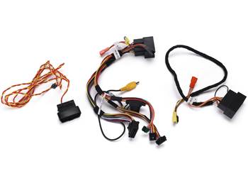 Radio replacement interfaces & harnesses