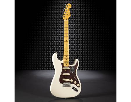Fender American Professional II Stratocaster® (8.2 lbs.) Electric