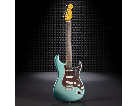Fender American Professional II Stratocaster® (8.2 lbs.) Electric