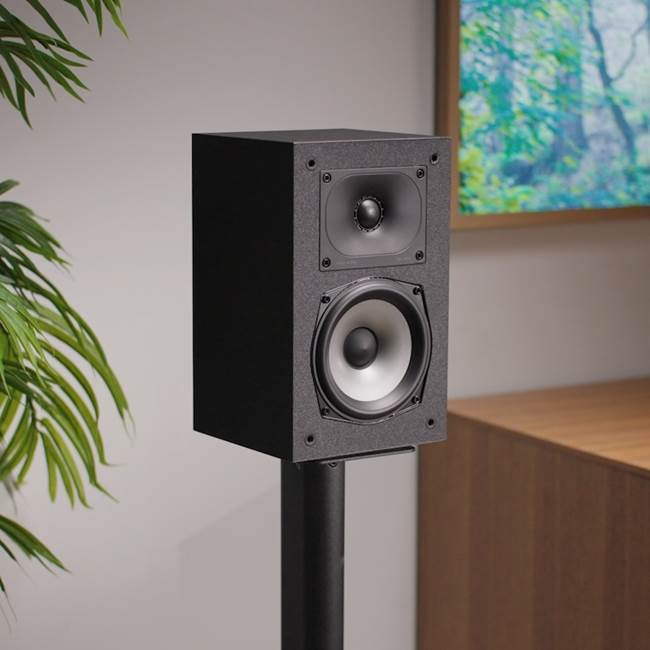 Polk Audio Monitor XT15 Bookshelf speakers at Crutchfield