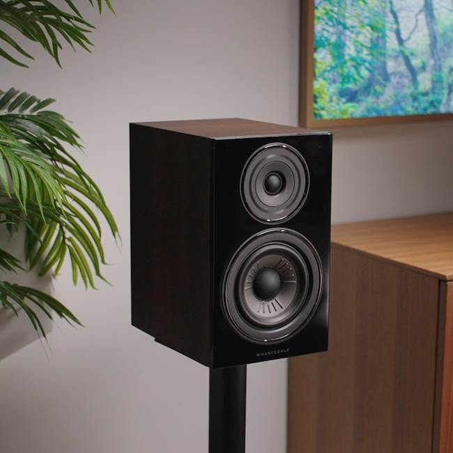 Wharfedale Diamond 12.2 (Walnut) Bookshelf speakers (Walnut) at