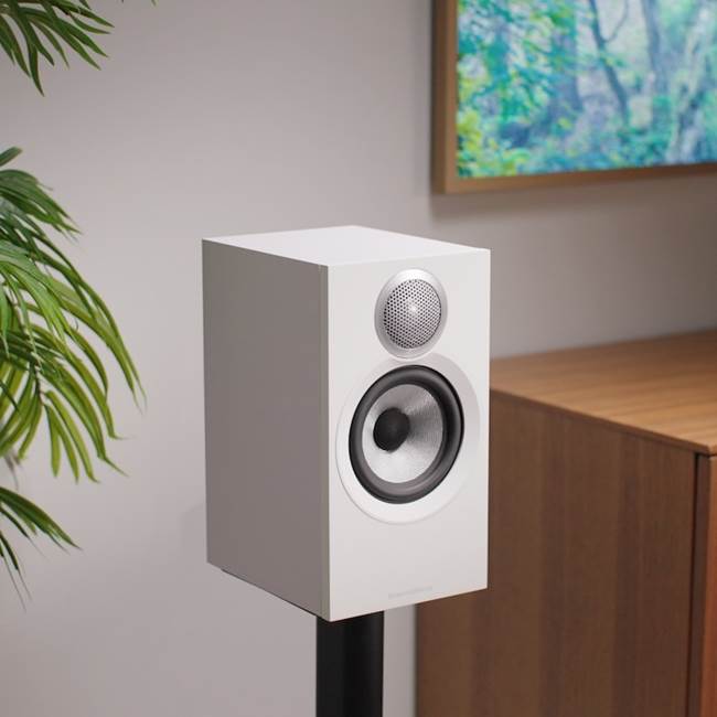 Bowers & Wilkins 607 S3 (White) Bookshelf speakers (White) at