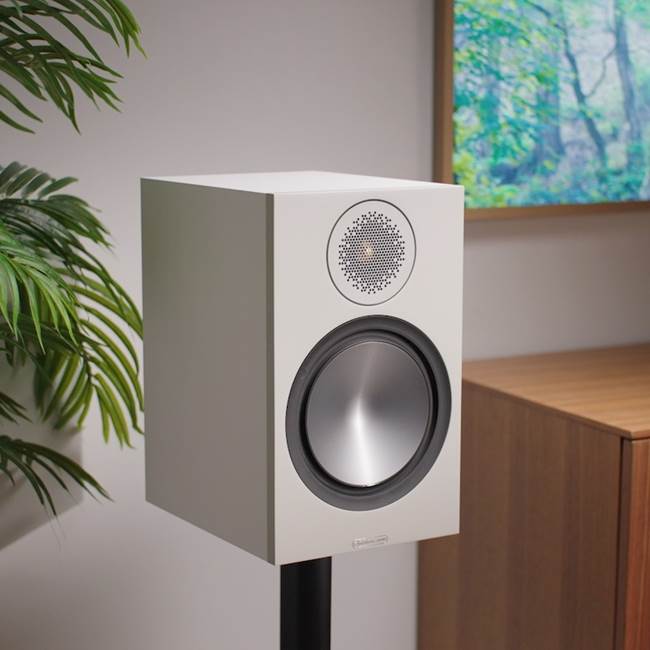 Monitor Audio Bronze 100 (White) Bookshelf speakers (White) at