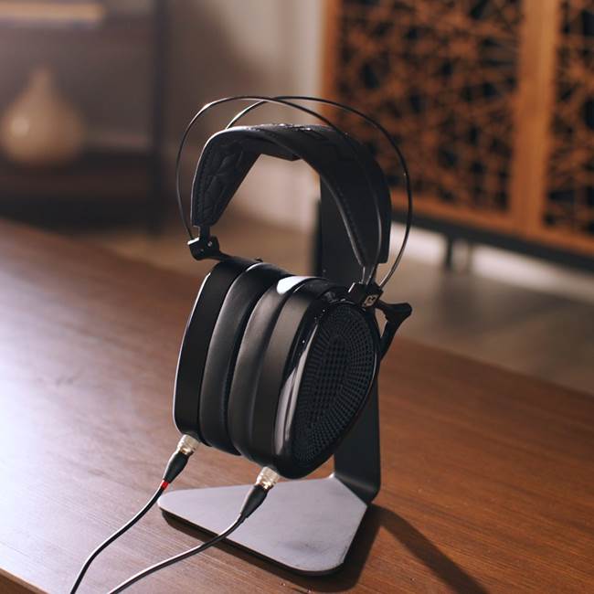 Dan Clark Audio Noire XO Open-back wired planar magnetic