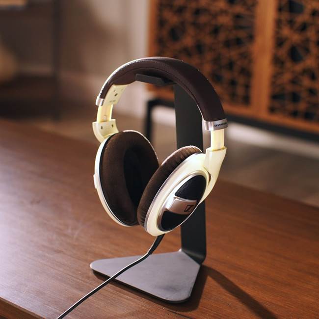 Sennheiser HD 599 Open-back wired over-ear headphones at Crutchfield