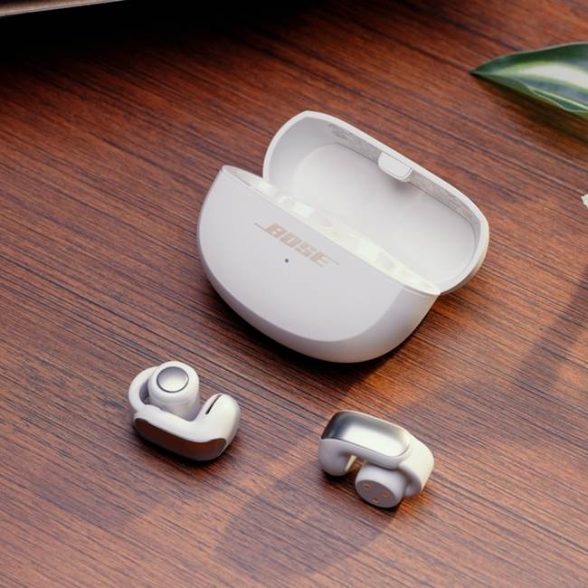 Bose Ultra Open Earbuds (White) True wireless earbuds with open