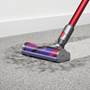 Dyson Cyclone V10 Motorhead Ultra-efficient torque drive cleaner head in action