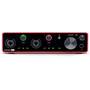 Focusrite Scarlett 4i4 (3rd Generation) Illuminated, color-coded "halos" indicate input signal and clipping
