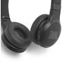 JBL Live 400BT Control buttons on right earcup