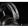 Audeze LCD-5 Carbon-fiber headband with new suspension system