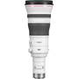 Canon RF 800mm f/5.6 L IS USM The large manual focus ring allows for quick and smooth adjustments