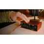 Focusrite Scarlett Solo Studio (4th Generation) Front-panel input accepts signals from guitars, basses, synths, and more