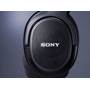 Sony MDR-MV1 Open-back design helps reduce internal sound reflections to preserve accuracy