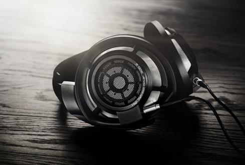 Sennheiser HD 800 S stereo headphones