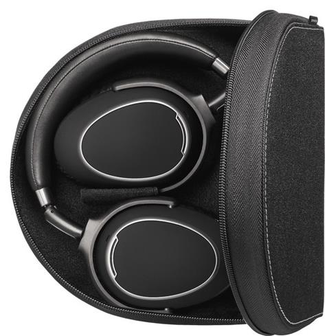 Sennheiser PXC 480 noise-canceling headphones