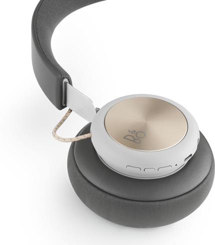 Bang & Olufsen H4 headphones on-ear controls