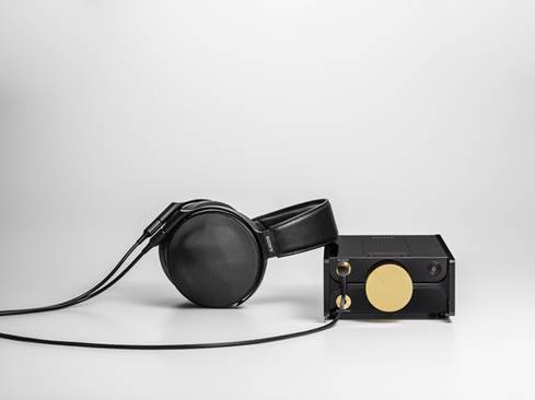 DMP-Z1 with headphones