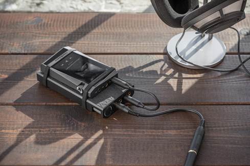 Astell & Kern AK PA10 Portable headphone amplifier at Crutchfield
