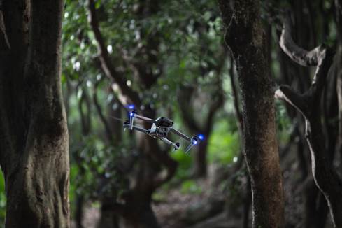 Autel Robotics EVO Max 4T aerial quadcopter with smart controller and carrying case