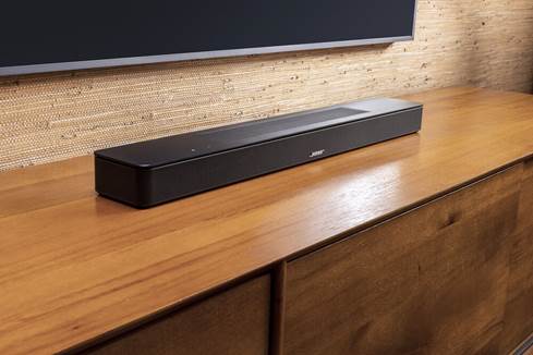 Bose Smart Soundbar Powered Dolby Atmos® sound bar with Apple