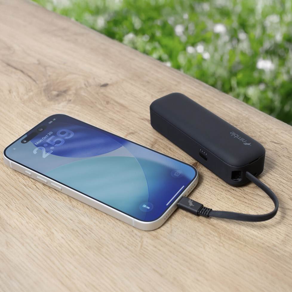 Nimble Wally Pro 20 20-watt wall charger with 5000 mAh power bank