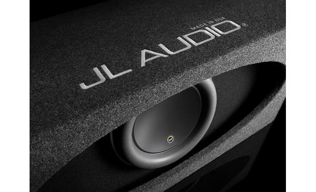 Jl Audio Ho110r W7ae Ported H O Wedge Enclosure With One 10 W7ae Subwoofer At Crutchfield
