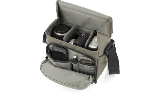 lowepro event messenger 100