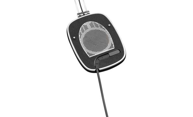 b&w p7 wired