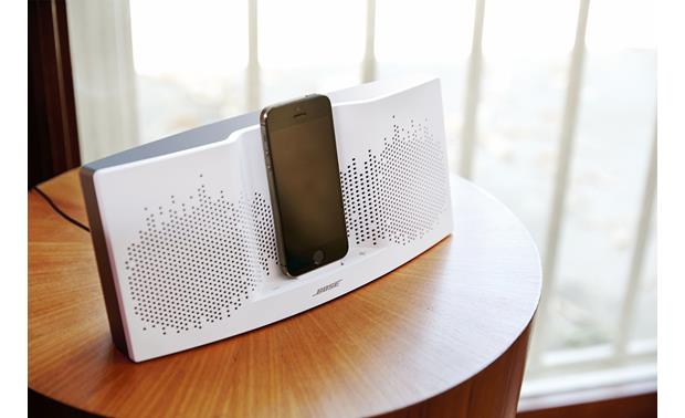 Bose® SoundDock® XT speaker (White/Dark Gray) with Lightning 