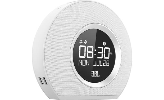 Reviews: Horizon (White) FM clock radio with Bluetooth® and dual USB charging at Crutchfield