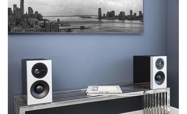 definitive technology d9 speakers