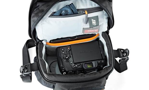 lowepro nova 140 aw