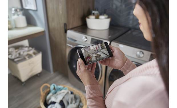 Samsung SmartThings Camera (2019) Check on the kids in the playroom right from your phone