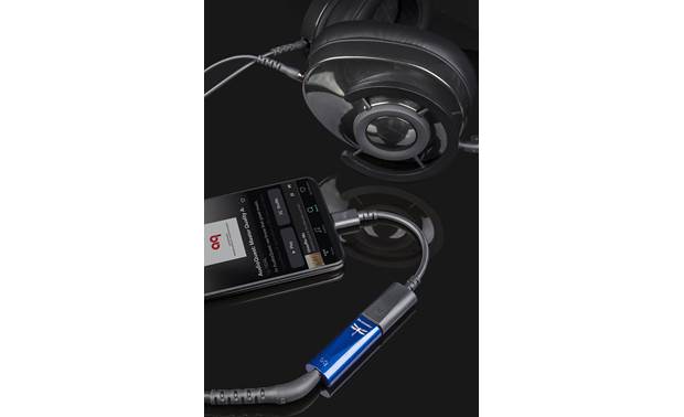 AudioQuest DragonFly® Cobalt Plug-in USB DAC/headphone amplifier 