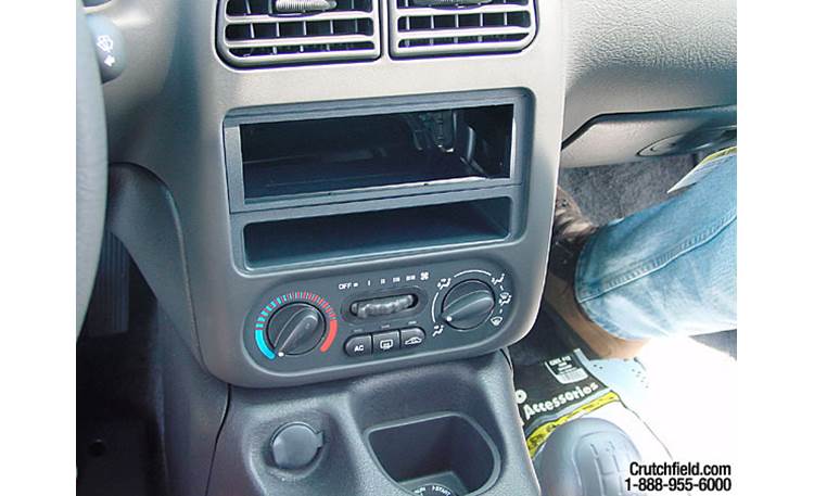 American International GM-K412 Dash Kit Kit installed without car stereo