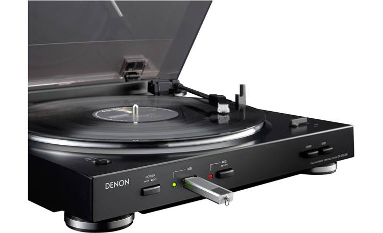 Denon DP-200USB Convert your LPs to MP3 and store them on a thumb drive (not included)