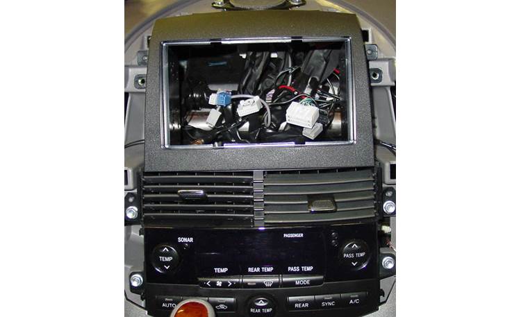 Metra 95-8208 Dash Kit Kit installed without radio