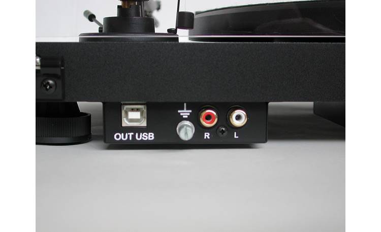 Pro-Ject Debut III USB Built-in phono preamp with line-level and USB output