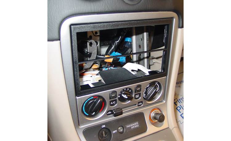 Metra 99-7505 Dash Kit Kit installed without radio