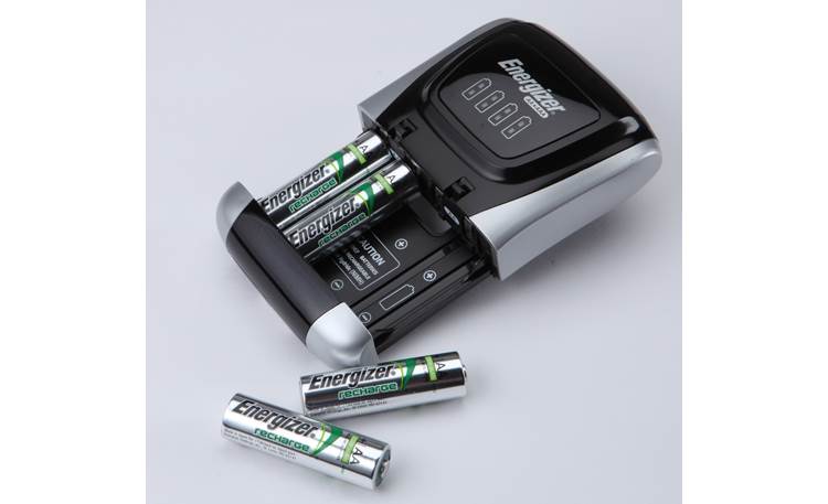 Energizer NiMH Battery Charger 4 AA and 2 AAA Rechargeable Batteries Kit