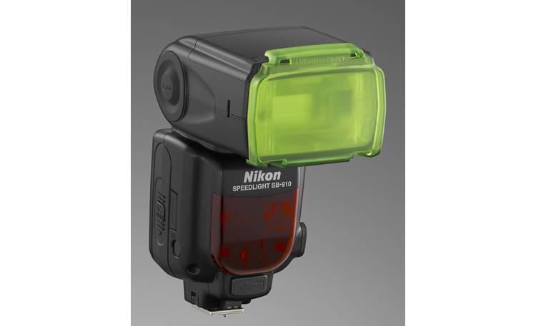 Nikon SB-910 with hard fluorescent light filter attached