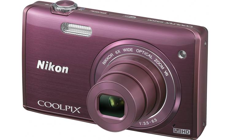 Nikon Coolpix S5200 Bundle 16-megapixel, 6X optical zoom